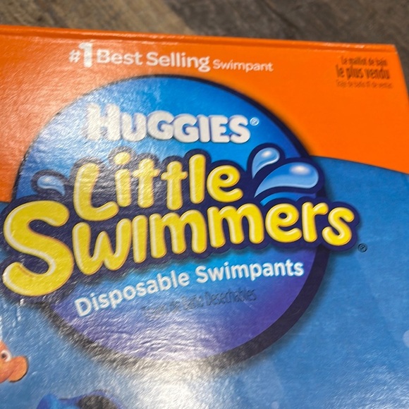 Huggies little swimmers disposable swim pants - Picture 3 of 6